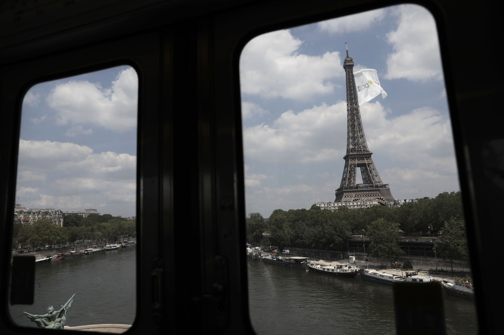 APTOPIX France Eiffel Tower